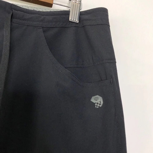 Mountain Hardwear Black Convertible Hiking Pants - Picture 4 of 12